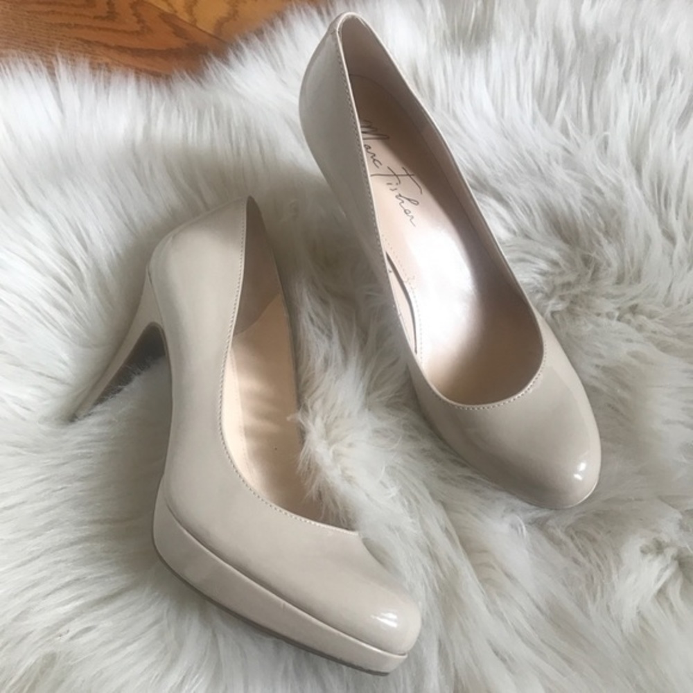Marc Fisher nude patent pumps‎ heels size 8